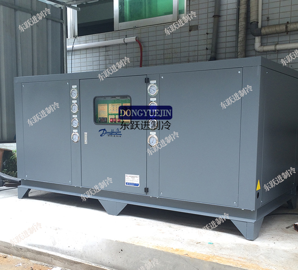 水冷箱式冷水機(jī) 水冷箱式冷水機(jī)